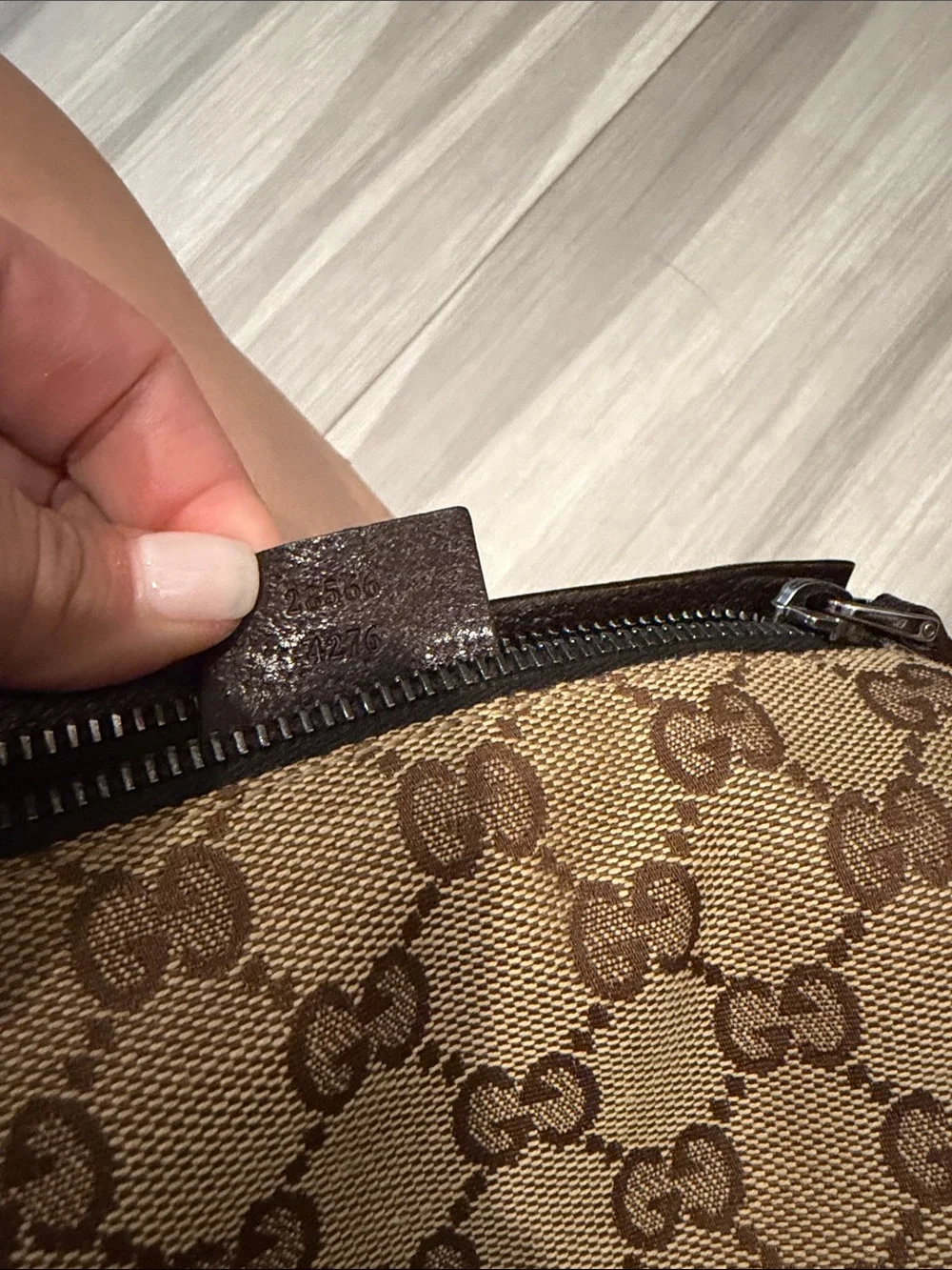 Gucci classic gg